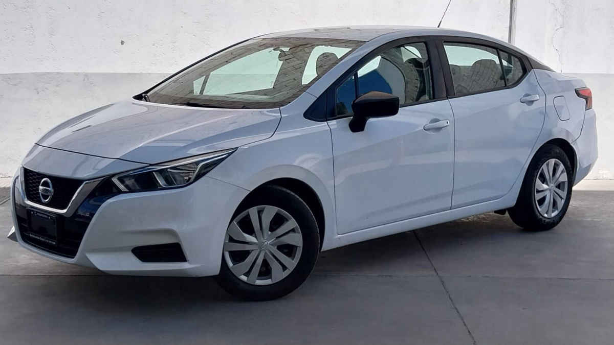 Nissan Versa 2022
