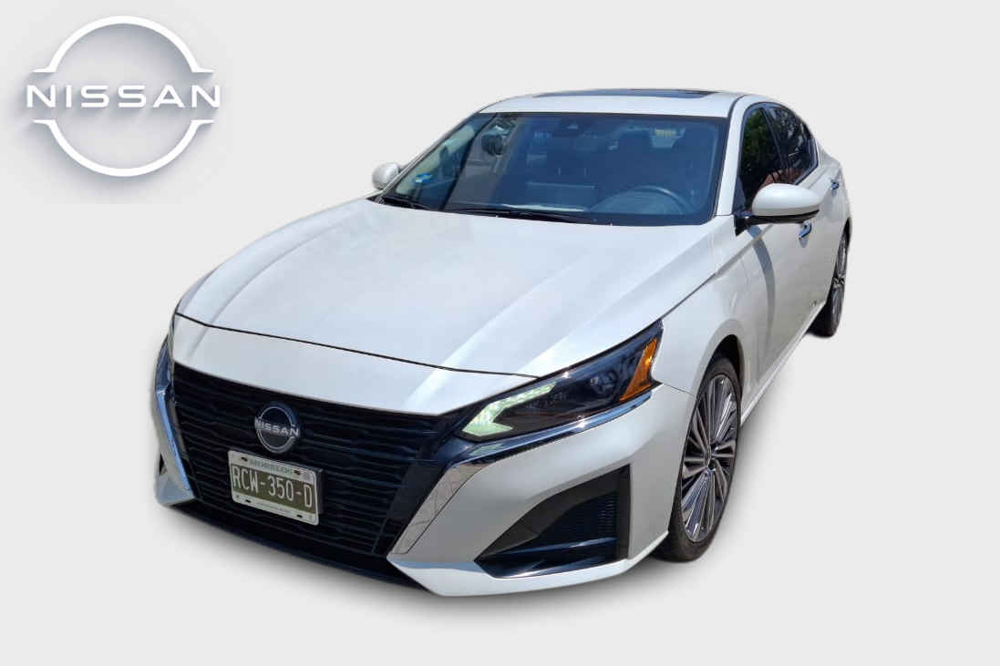 Nissan Altima 2023