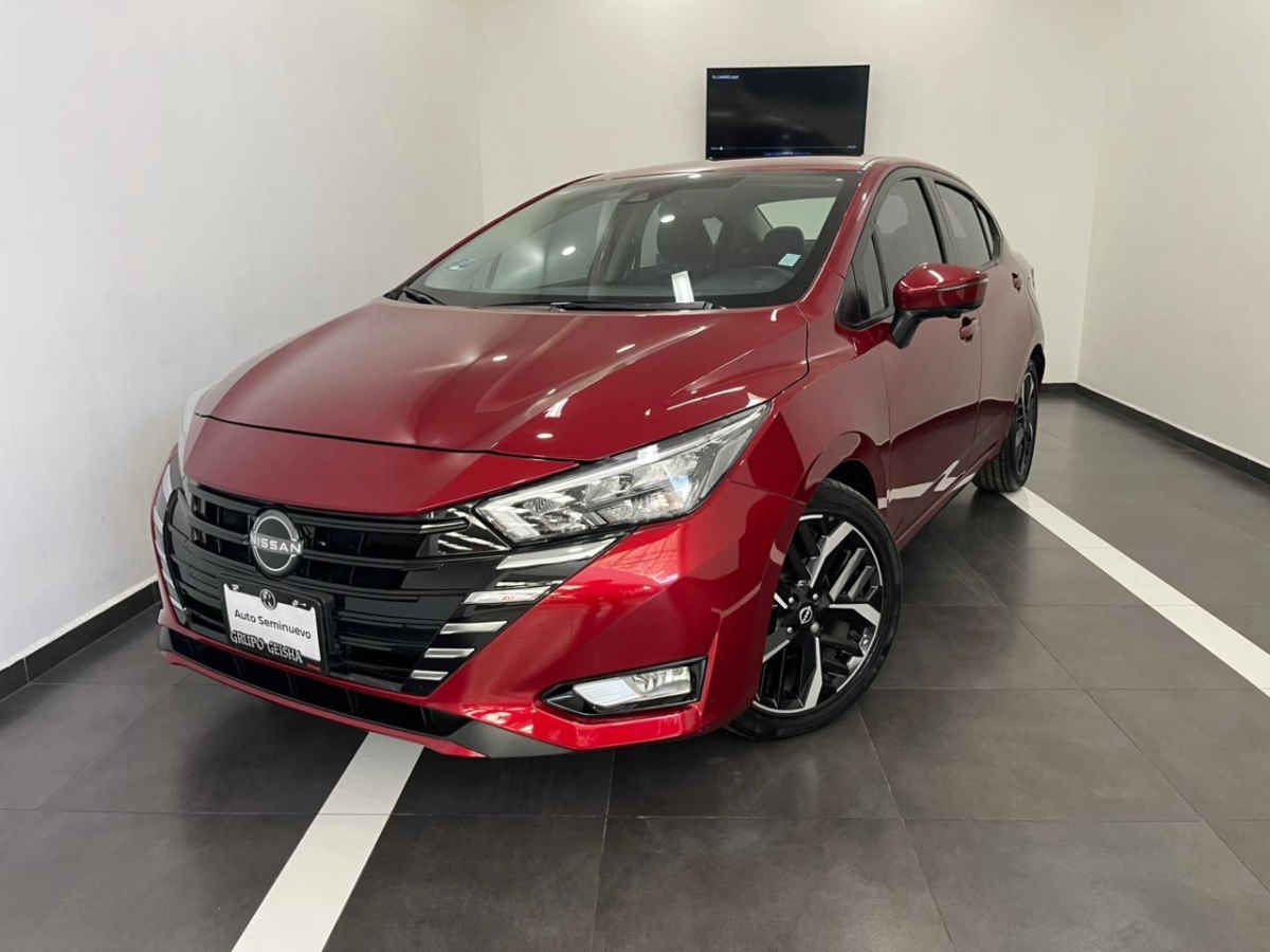 Nissan Versa 2024