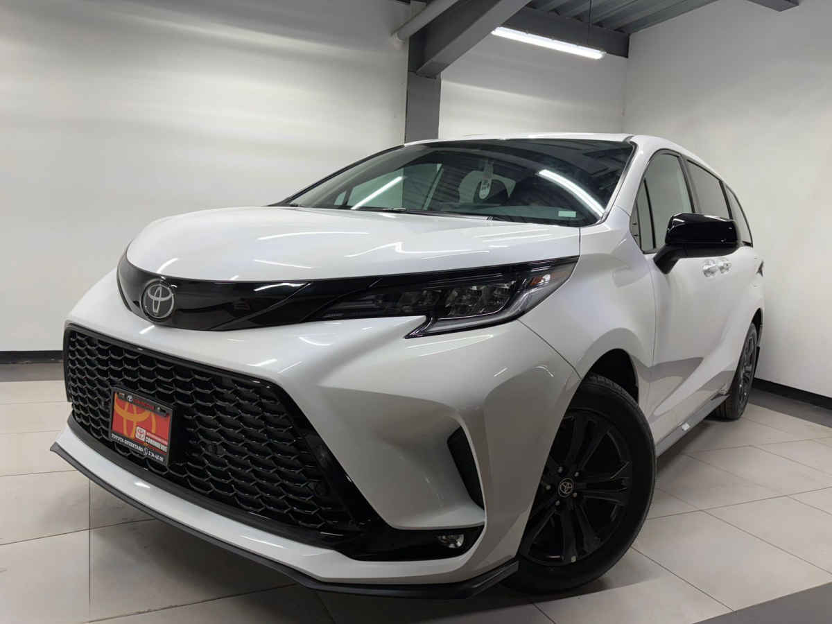 Toyota Sienna 2026