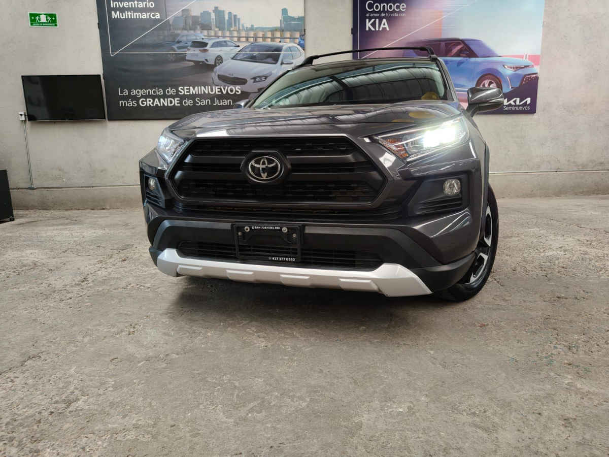 Toyota RAV4 2021