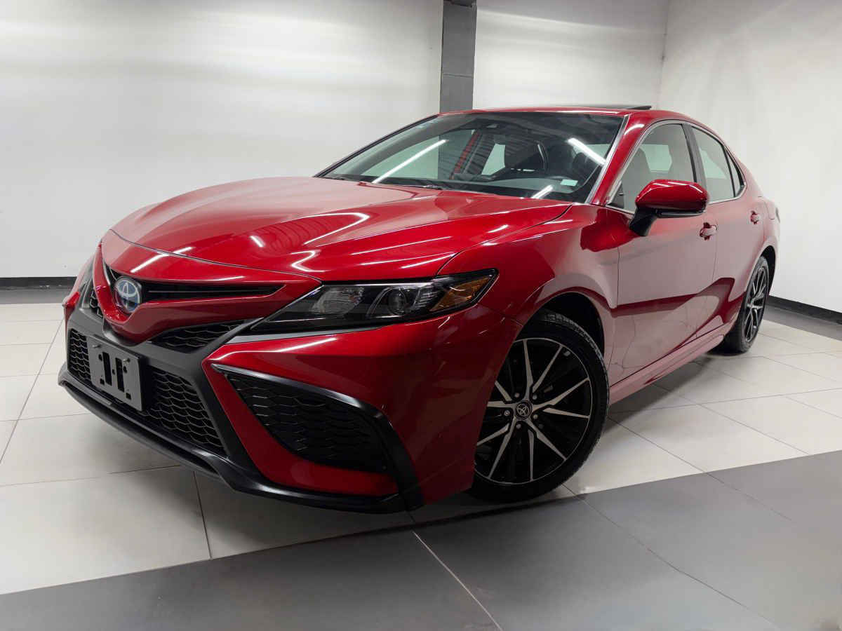 Toyota Camry 2023