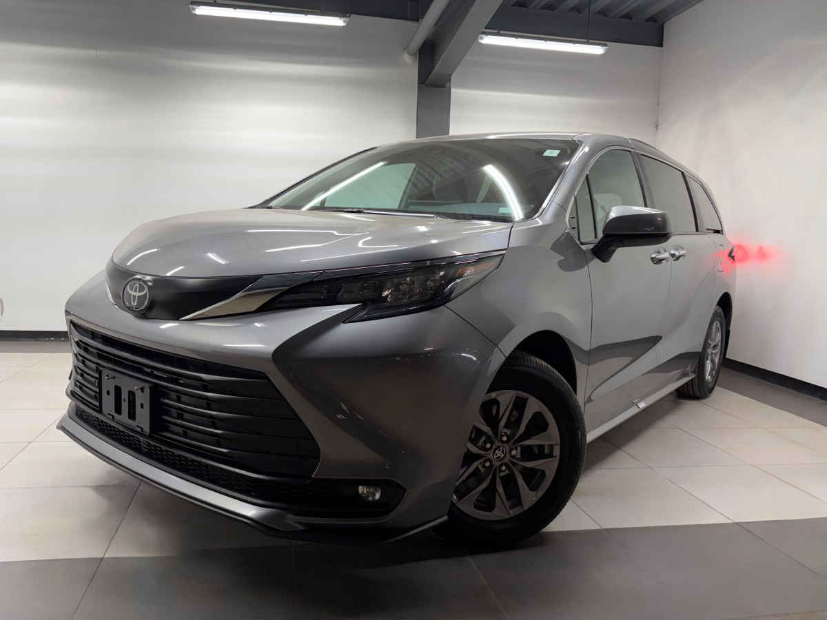 Toyota Sienna 2026