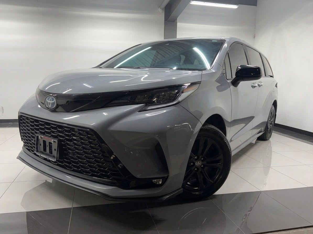 Toyota Sienna 2025