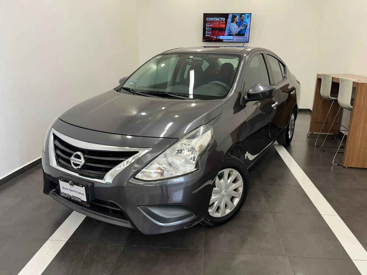 Nissan Versa 2016