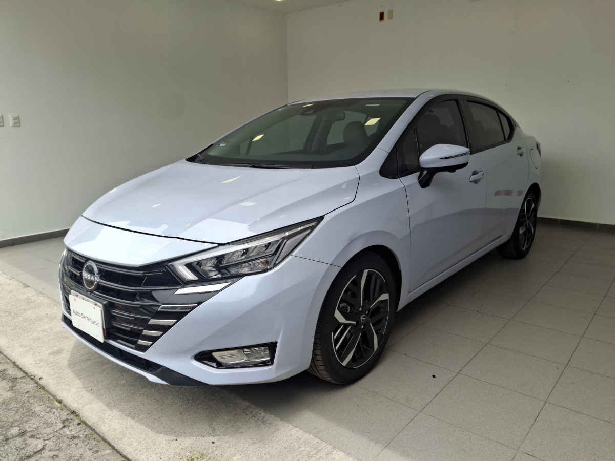 Nissan Versa 2024