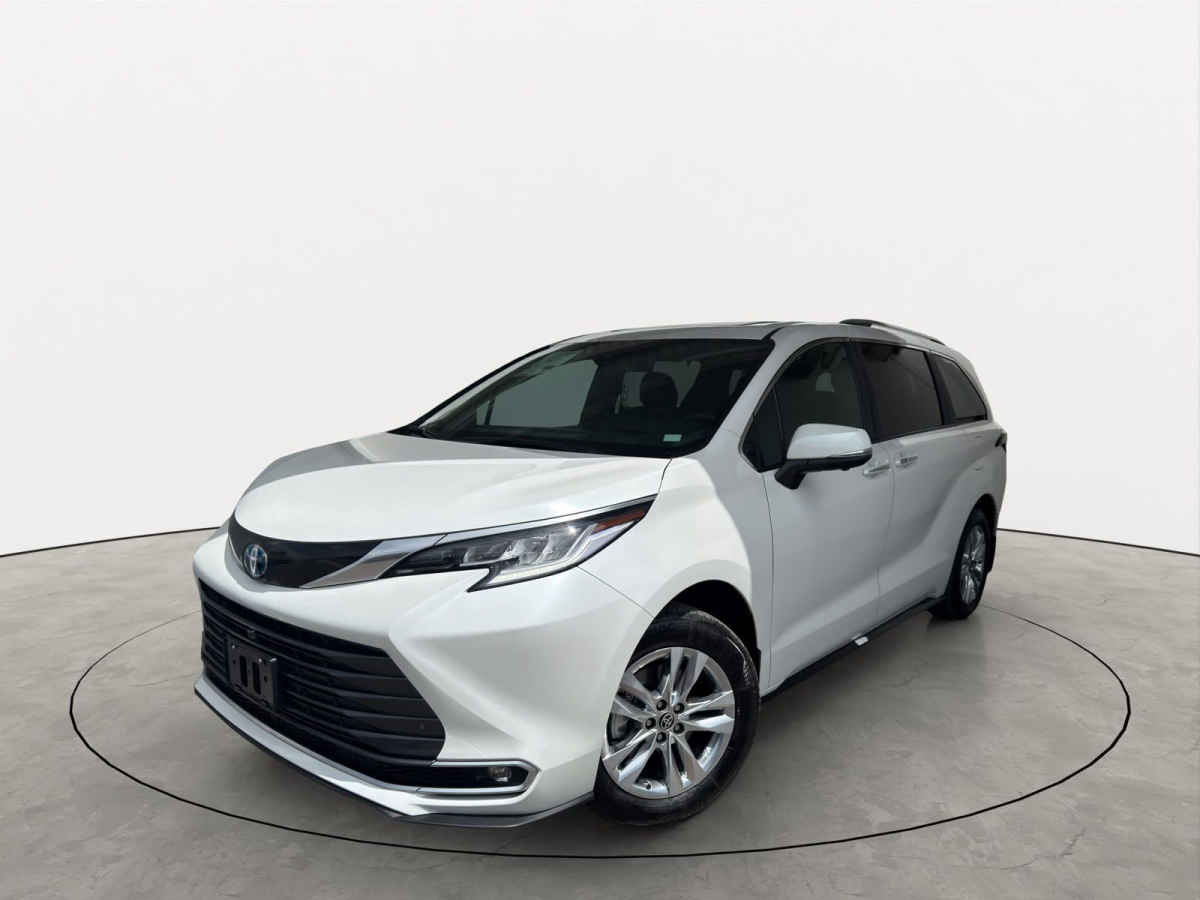 Toyota Sienna 2025
