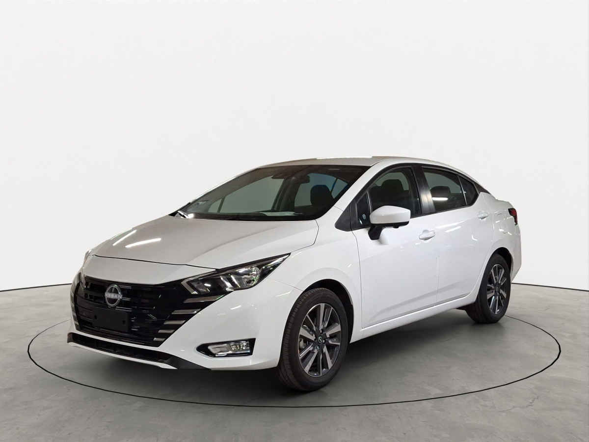 Nissan Versa 2025