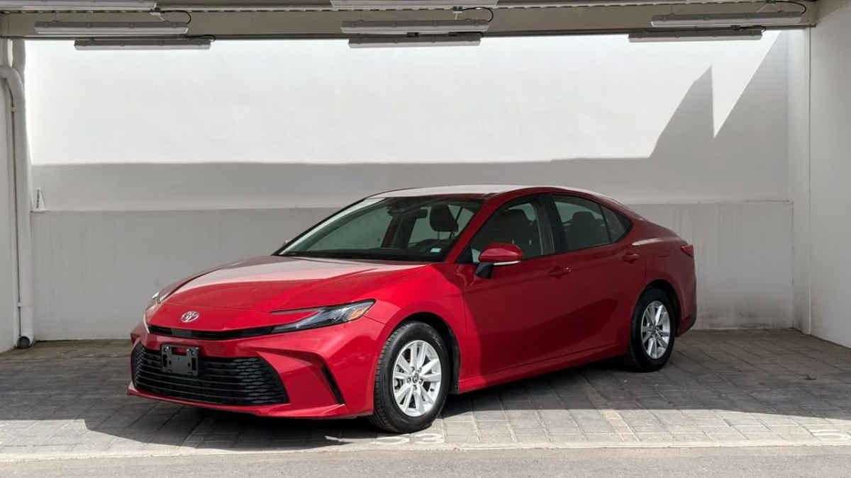 Toyota Camry 2025
