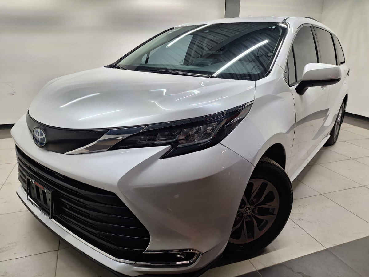 Toyota Sienna 2022
